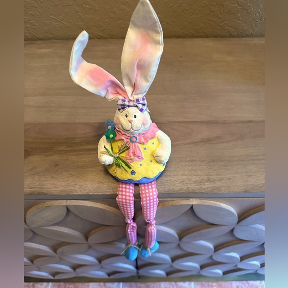 Spring Bunny with Dangling Legs - Picture 2 of 5